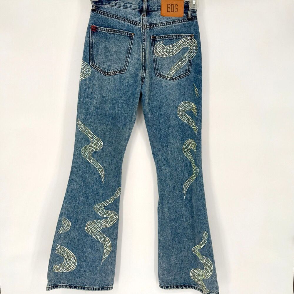Urban Outfitters BDG 90s Mid-Rise Bootcut Jeans Embellished – Size 25 - Picture 2 of 8